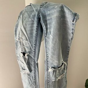 Madewell ripped boyfriend jeans